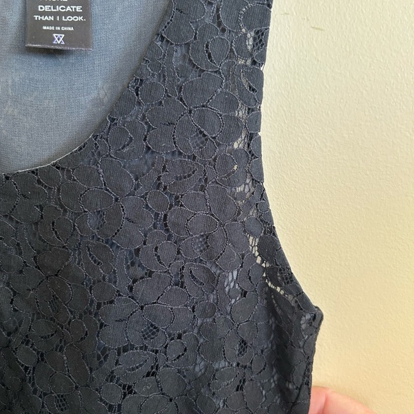 Talula Black Lace Tank Top- size Small - Picture 4 of 7